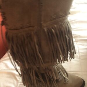 Moccasin boots